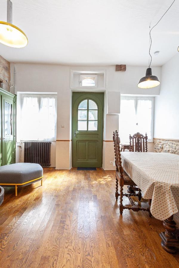 La Maison Des Couturieres Cluny Bagian luar foto